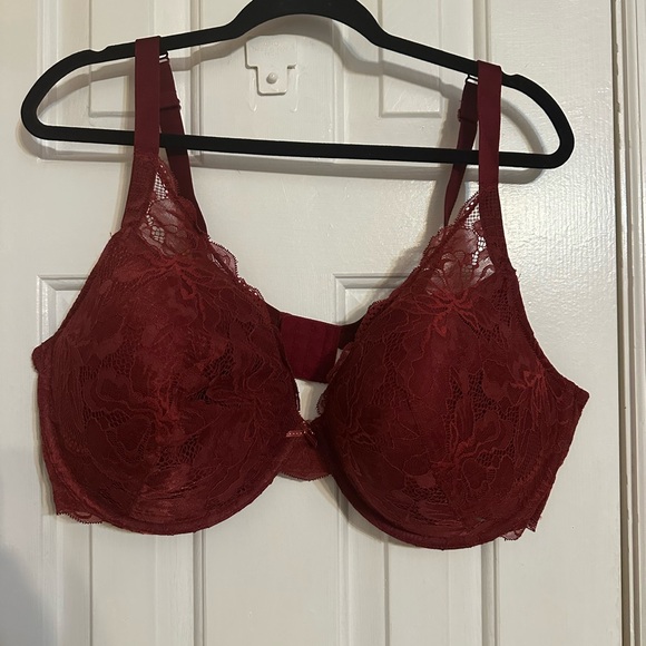 Auden Other - Auden Lace Bra in Rich Burgundy